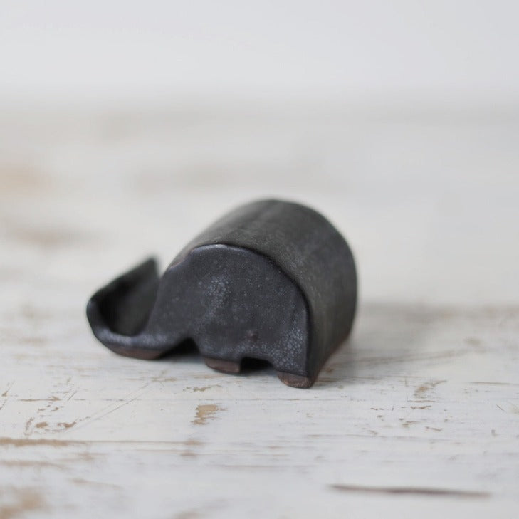Gravesco Handmade Pottery Elephant Card/Phone Holder