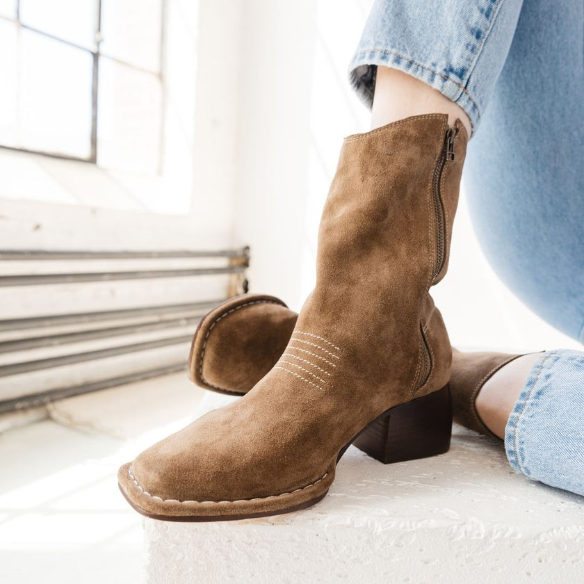 **BACK IN STOCK** Either/Or The West Boot - Moss