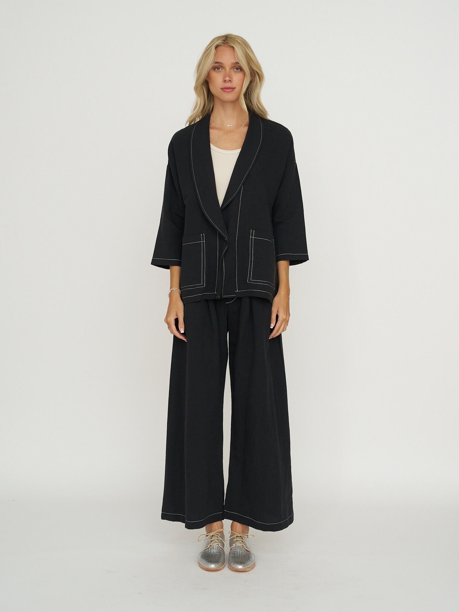 Allison Wonderland Concrete Blazer - Black