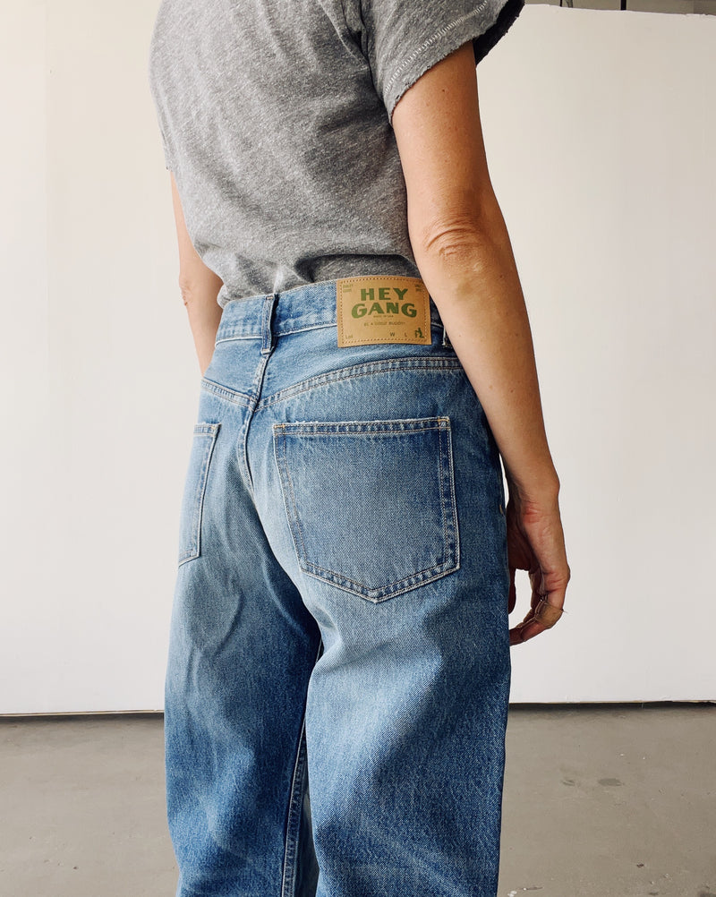 The Wide Slouch Jean in Earle Wash