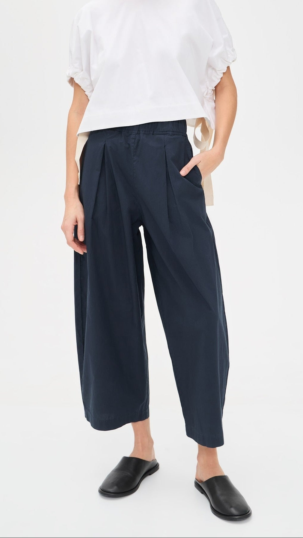 Easton Pant in Midnight