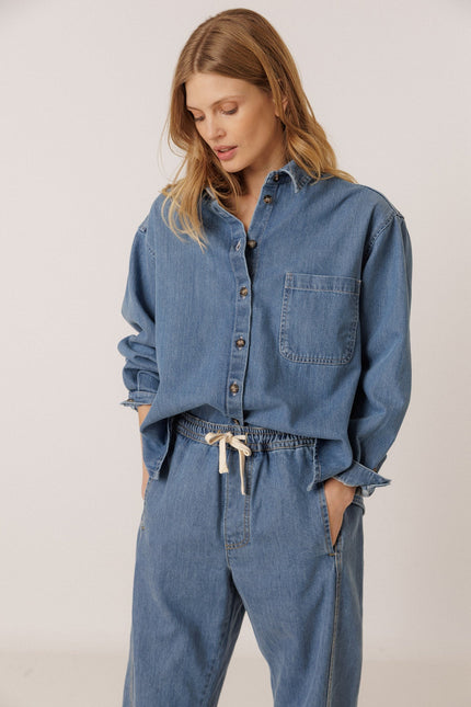 Indi & Cold Classic Denim Button Down in Tejano